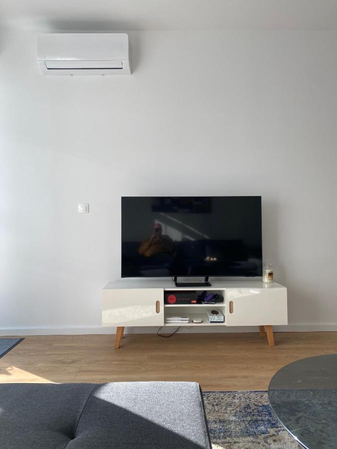 Sundeck City Centre Apartment บราติสลาวา ภายนอก รูปภาพ